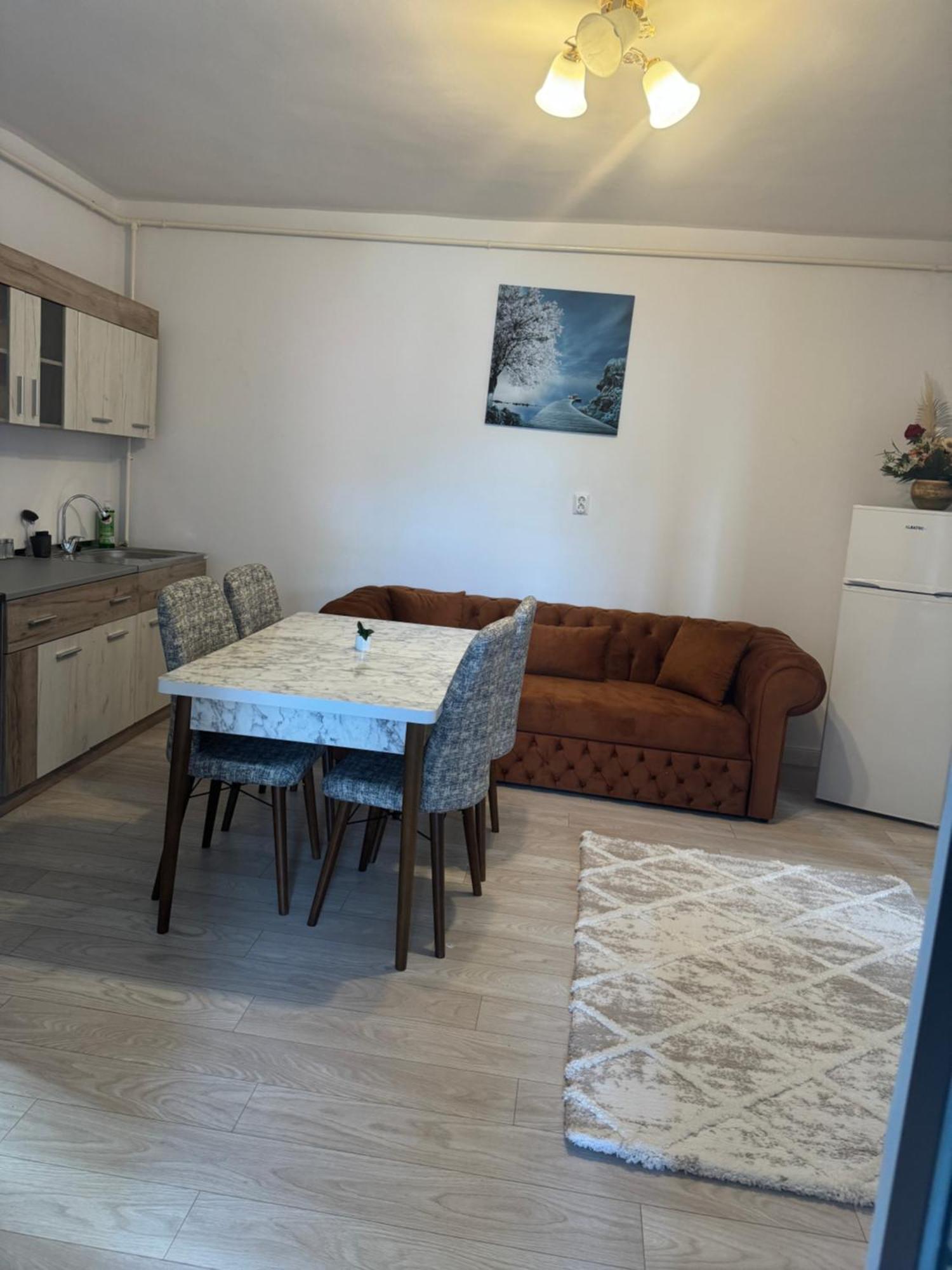 Apartament'S Moise Turda Bagian luar foto