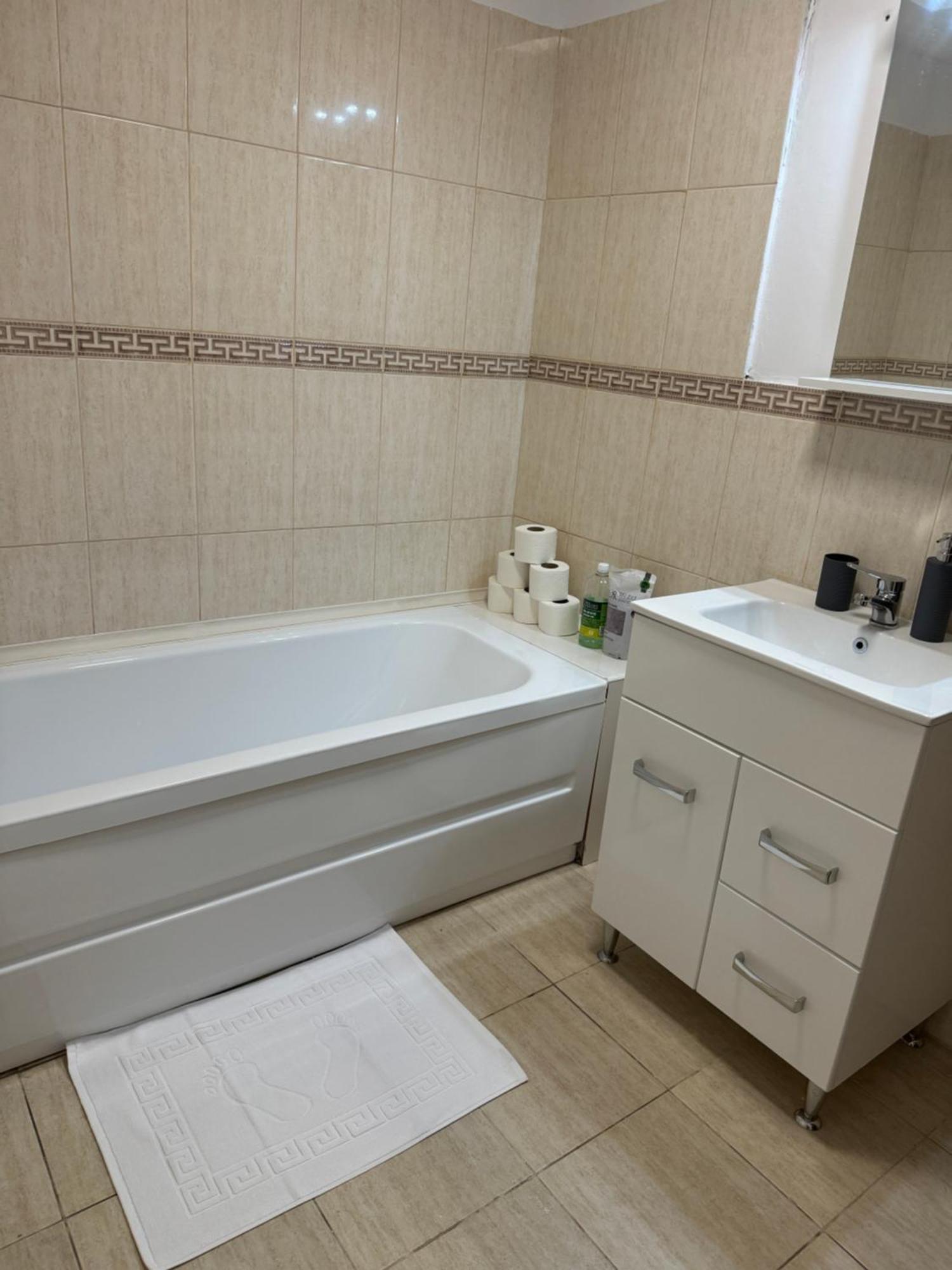 Apartament'S Moise Turda Bagian luar foto